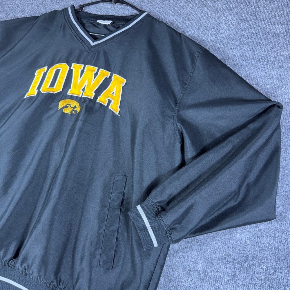 Iowa Hawkeyes V-Neck Windshirt Pullover Black Gold NCAA Mens XL Embroidered Logo
